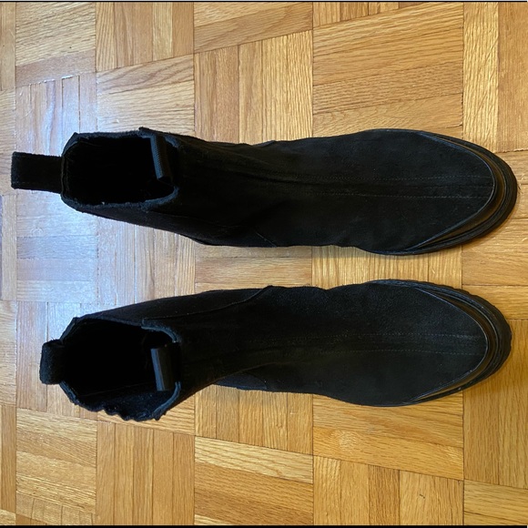 Flattered Sally boots ๐ - Picture 5 of 12